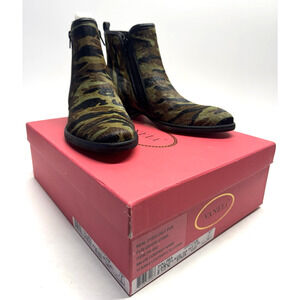 NIB VANELI Green Camo Print Calf Hair Booties Women's Size 8.5N